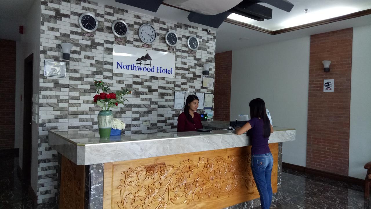 Northwood Hotel Alaminos Esterno foto